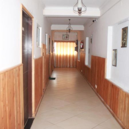 Hotel Sapphire Grand Ooty Exterior photo