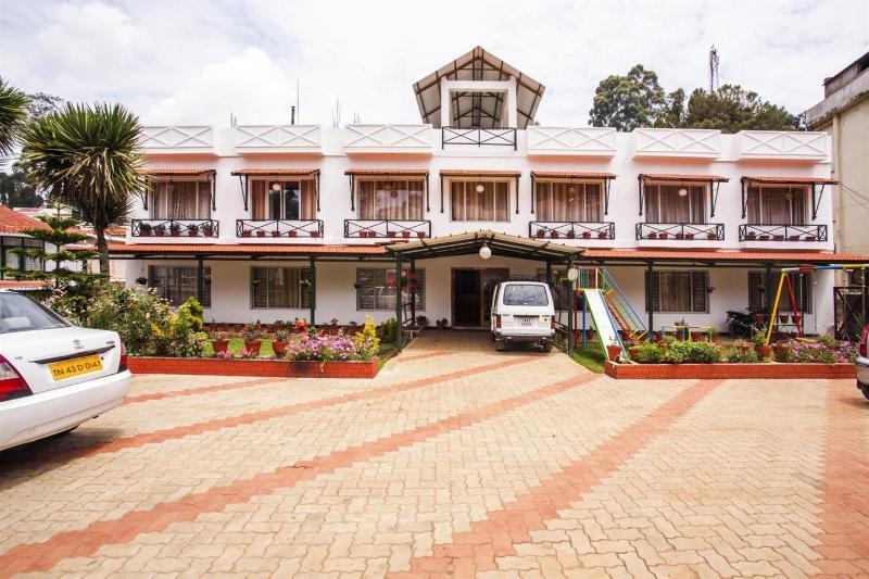 Hotel Sapphire Grand Ooty Exterior photo